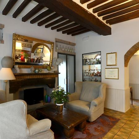 Locanda Stella D'Oro Soragna Eksteriør billede