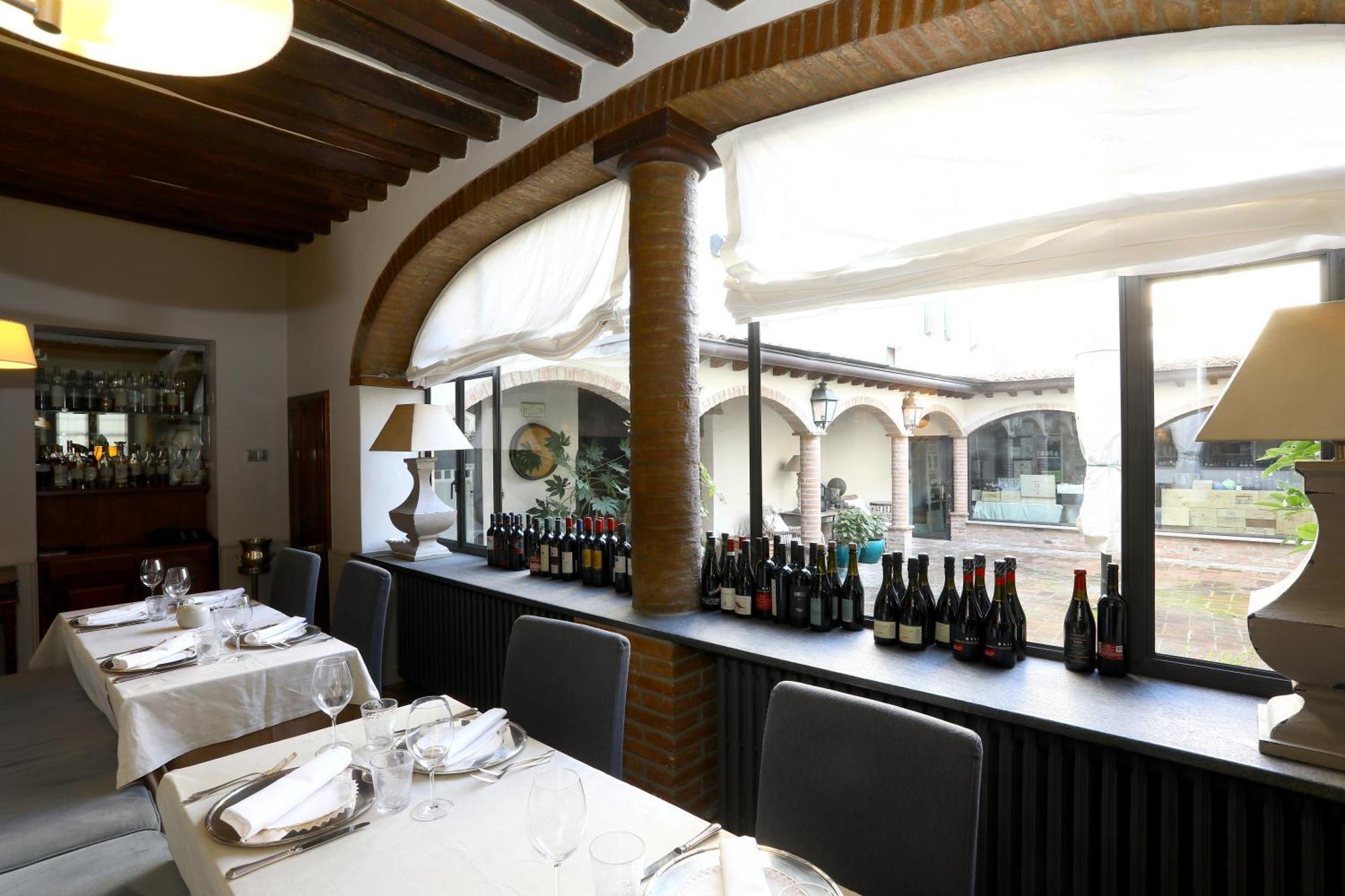 Locanda Stella D'Oro Soragna Eksteriør billede