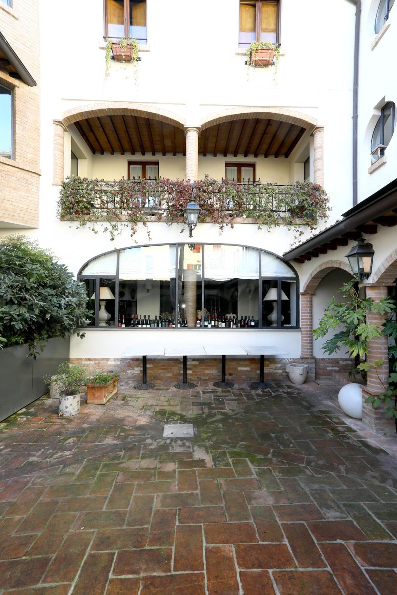 Locanda Stella D'Oro Soragna Eksteriør billede